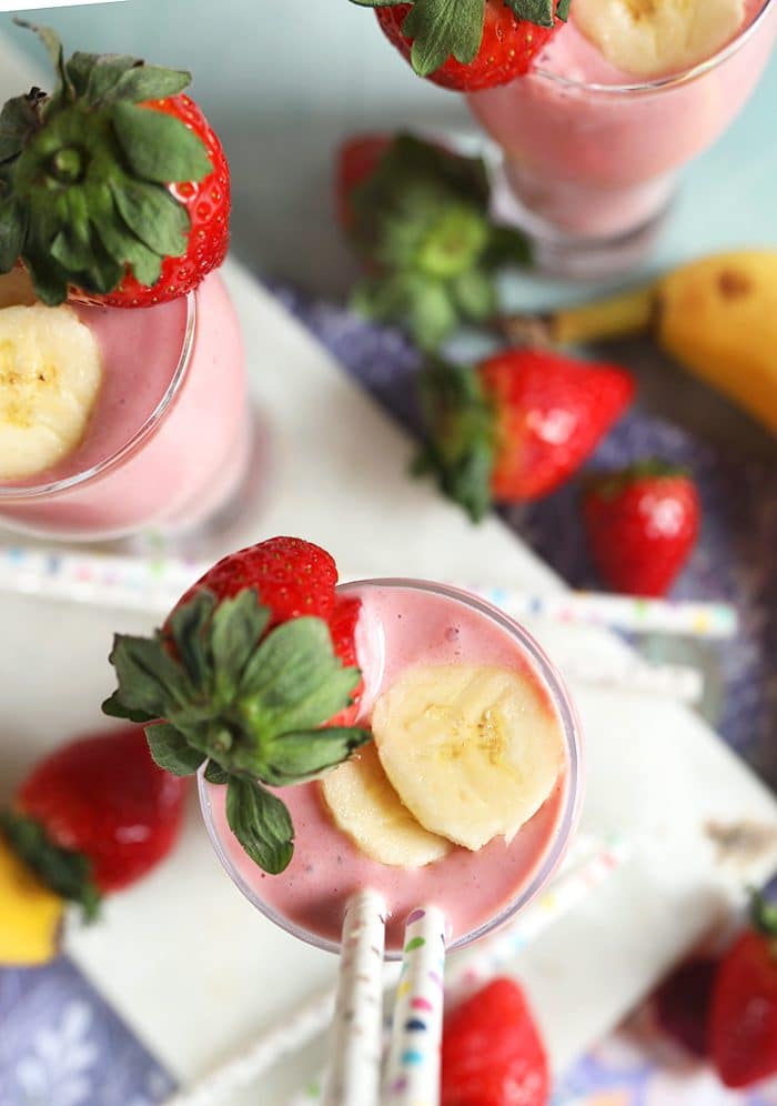 Strawberry-Banana-Smoothie-Recipe-6-700x996-1
