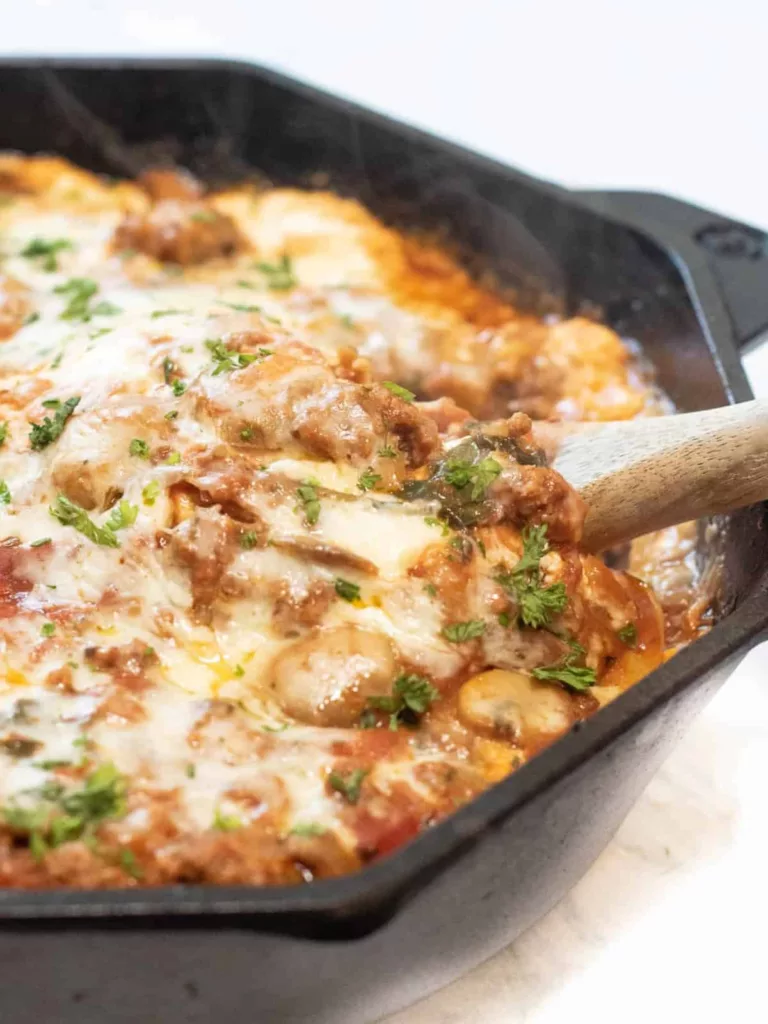 Cast-Iron-Skillet-Lasagna-From-Scratch-3-1