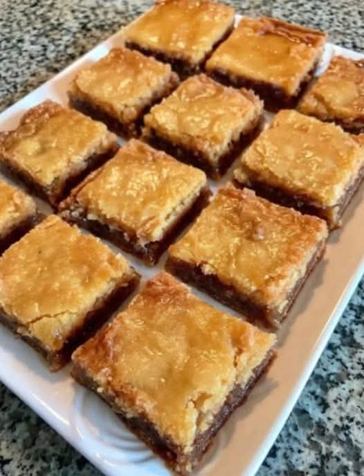 Gooey Butter Pecan Bars