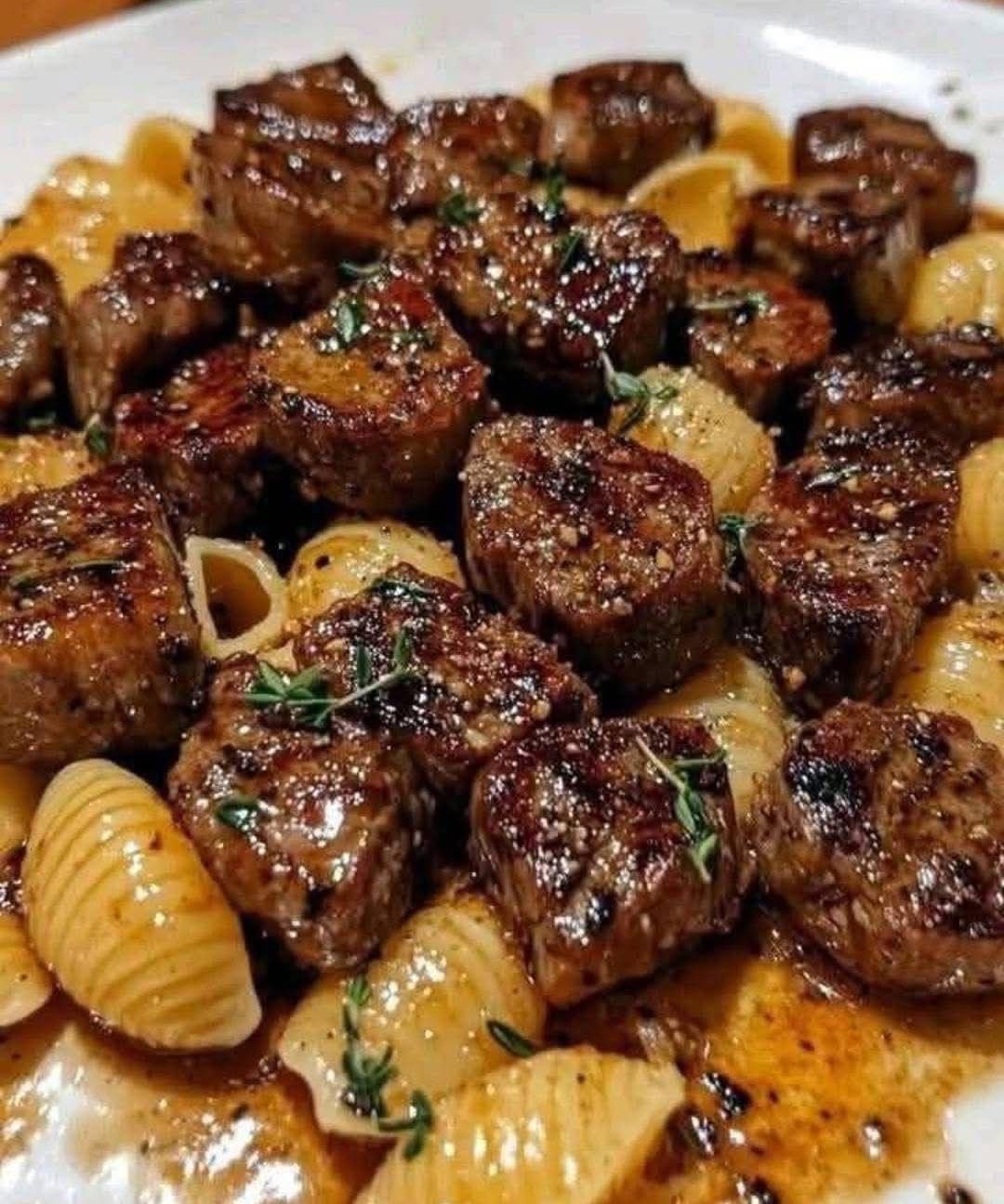 Garlic Butter Steak Bites