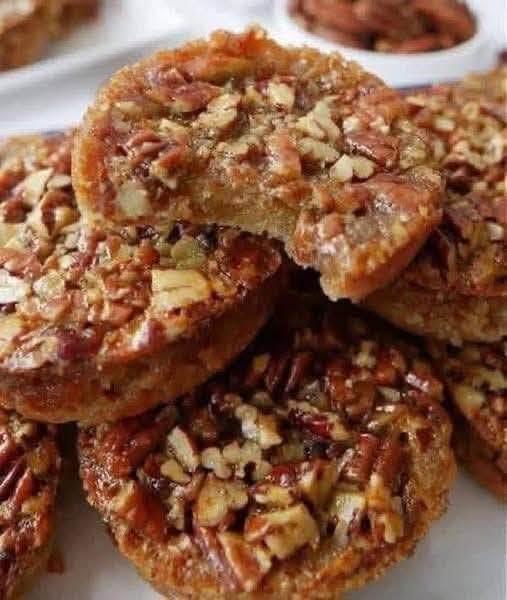Pecan Sandies: Buttery, Crumbly, and Perfectly Nutty